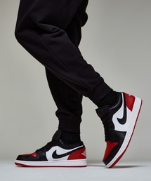 JORDAN BRAND(�W���[�_���u�����h)�̃G�A �W���[�_�� 1 LOW �����Y�V���[�Y / Air Jordan 1 Low Men's Shoes 553558-161 White(�X�j�[�J�[)