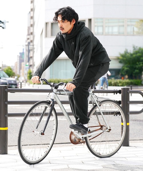 jiggys shop（ジギーズショップ）の「フリース×タフタ切替ハーフZIPプルオーバーパーカー フーディー（パーカー・メンズ・チャコールグレー/ブラック・MEDIUM/LARGE/X-LARGE）」の11枚目の写真