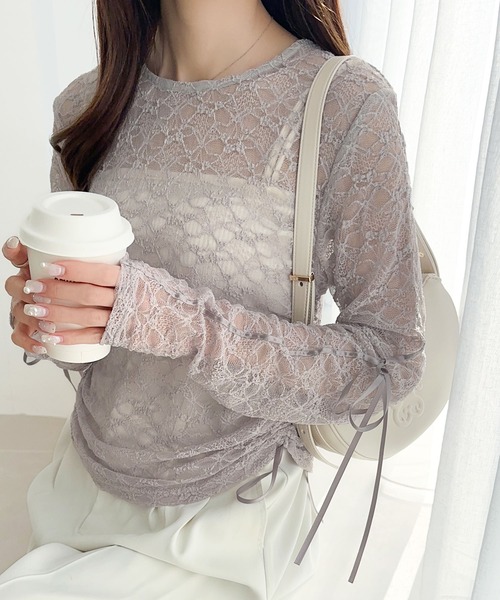 mily bilet（ミウィビレット）の「【mily bilet】甘さと品を一枚に。視線集まるシアージャガード総レースサイドサテンリボントップス（長袖）（Tシャツ/カットソー・レディース・ブラック/ホワイト/ライトグレー/ベージュ・MEDIUM/LARGE/X-LARGE/SMALL）」の4枚目の写真