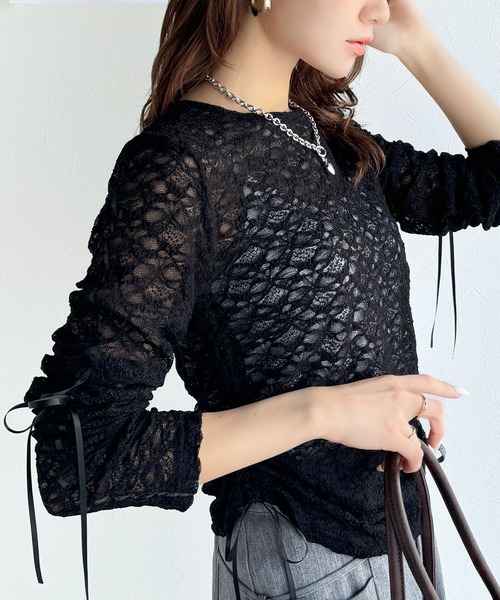 mily bilet（ミウィビレット）の「【mily bilet】甘さと品を一枚に。視線集まるシアージャガード総レースサイドサテンリボントップス（長袖）（Tシャツ/カットソー・レディース・ブラック/ホワイト/ライトグレー/ベージュ・MEDIUM/LARGE/X-LARGE/SMALL）」の22枚目の写真