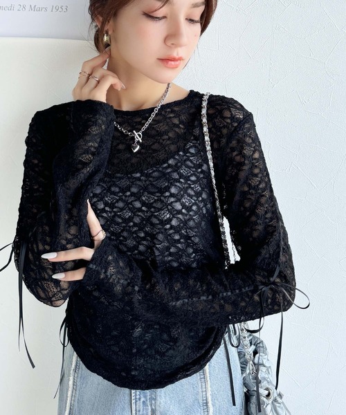 mily bilet（ミウィビレット）の「【mily bilet】甘さと品を一枚に。視線集まるシアージャガード総レースサイドサテンリボントップス（長袖）（Tシャツ/カットソー・レディース・ブラック/ホワイト/ライトグレー/ベージュ・MEDIUM/LARGE/X-LARGE/SMALL）」の5枚目の写真