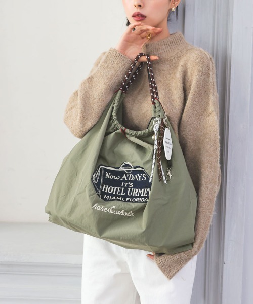 DONOBAN（ドノバン）の「ビッグマルシェバッグ（ハンドバッグ・レディース・ネイビー/ホワイト/カーキ/ブルー/ベージュ系その他/ネイビー系1/ブルー系その他2/ブルー系その他3/ブルー系その他/ベージュ/カーキ系1・L）」の4枚目の写真