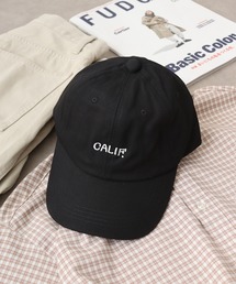 Ree&Mee（リーアンドミー）の「Ree&Mee サイズ調整付き CALIF刺繍 CAP 帽子 キャップ 男女兼用（キャップ・メンズ）」