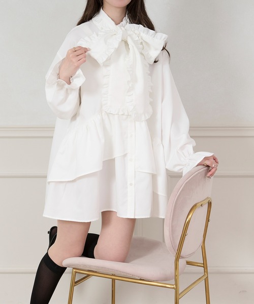 apres jour(アプレジュール)の「チュニックボウタイシャツワンピース【ZOZOTOWN限定アイテム】(シャツワンピース・レディース・オフホワイト/ブラック/ブルー系その他/ライトイエロー・X-LARGE/フリー)」の5枚目の写真