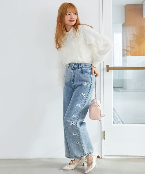 MAJESTIC LEGON（マジェスティックレゴン）の「襟付きシアーフリルブラウス（シャツ/ブラウス・レディース・ピンク/アイボリー/グレー/グレー系その他/イエロー系その他・MEDIUM）」の17枚目の写真