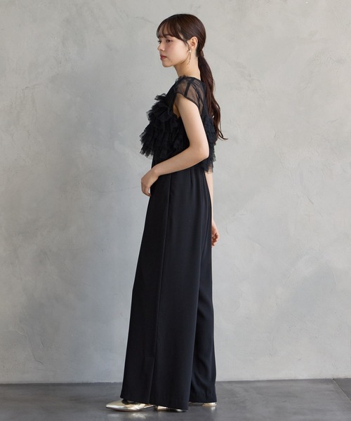 AIMER（エメ）の「【WEB限定】チュールフリルベスト×キャミソールオールインワン セットパーティードレス　結婚式　お呼ばれ　ドレス　20代 30代 40代（パンツドレス・レディース・イエロー/グリーン系その他/ブラック/ブラウン/スモーキーグリーン系/ネイビー・LARGE/MEDIUM/SMALL）」の17枚目の写真