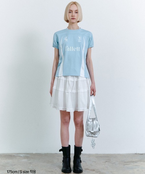 .KOM(ドットコム)の「A'GEM/9 × .kom 『FALLETT/ファレット』 SPORTS CLUB FOOTBALL JERSEY/スポーツクラブフットボールジャージ(Tシャツ/カットソー・レディース・ライトブルー/ブラック・M)」の14枚目の写真