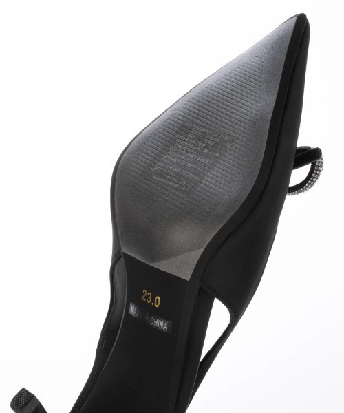 R&E（アールアンドイー）の「【R&E】ビジューリボンバックストラップヒールパンプス（パンプス・レディース・ピンクベージュ/ブラック・22cm/24.5cm/24cm/23.5cm/23cm/22.5cm）」の11枚目の写真