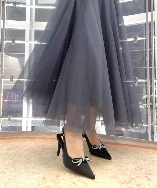 R&E（アールアンドイー）の「【R&E】ビジューリボンバックストラップヒールパンプス（パンプス・レディース・ピンクベージュ/ブラック・22cm/24.5cm/24cm/23.5cm/23cm/22.5cm）」の12枚目の写真