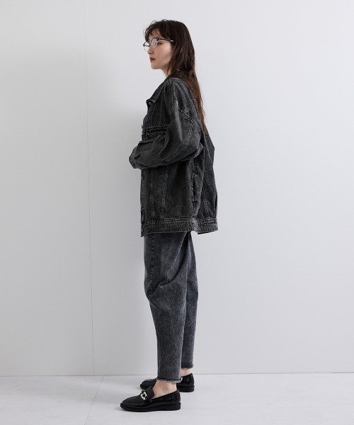 VICKY（ビッキー）の「カーブダメージデニムパンツ≪洗濯機で洗える≫（デニムパンツ・レディース・ブラック/ブルー/ライトブルー・M/L）」の22枚目の写真