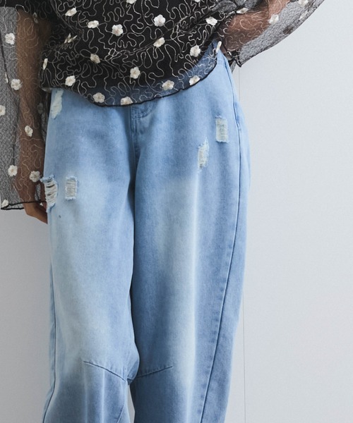 VICKY（ビッキー）の「カーブダメージデニムパンツ≪洗濯機で洗える≫（デニムパンツ・レディース・ブラック/ブルー/ライトブルー・M/L）」の20枚目の写真