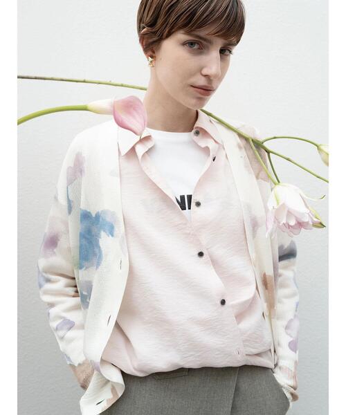 Te chichi（テチチ）の「フラワープリントカーディガン《2025spring catalog item》（カーディガン/ボレロ・レディース・オフホワイト/ベージュ・F）」の3枚目の写真