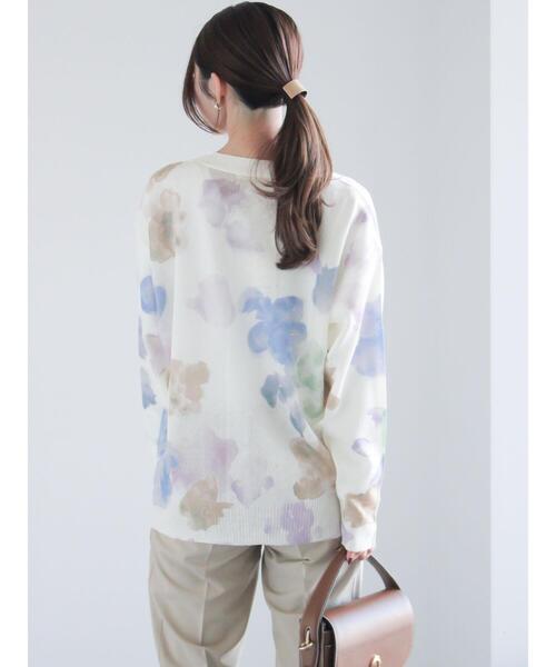 Te chichi（テチチ）の「フラワープリントカーディガン《2025spring catalog item》（カーディガン/ボレロ・レディース・オフホワイト/ベージュ・F）」の12枚目の写真