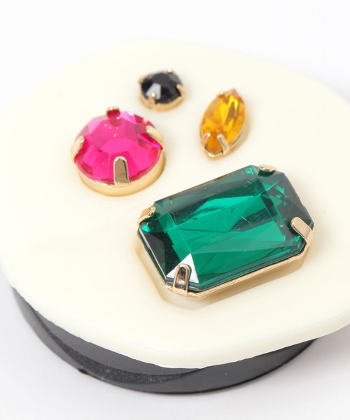 tiny tiny（ティニーティニー）の「ビジューグリップ[tiny tiny(ティニーティニー)]（スマホグッズ・レディース・ホワイト/ピンク・0）」の8枚目の写真