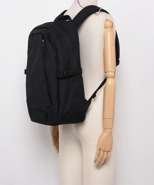 Gramicci(グラミチ)の「『GRAMICCI(グラミチ) 』CORDURA DAY PACK(バックパック/リュック・メンズ・ブラック/オリーブ・FREE)」の7枚目の写真