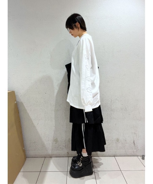 Whinny（ホワイニー）の「Whinny/とろけたいぬいぬいぬ?T（Tシャツ/カットソー・レディース・サックスブルー/ブラック/ホワイト・FREE）」の5枚目の写真