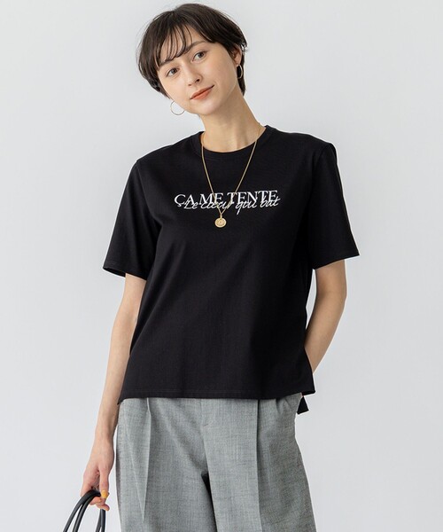 23区 L(ニジュウサンクオオキイサイズ)の「【洗える】CA ME TENTE ロゴ TEE(Tシャツ/カットソー・レディース・サックスブルー系/ホワイト系/カーキ系/ブラック系・46/44/48)」の3枚目の写真
