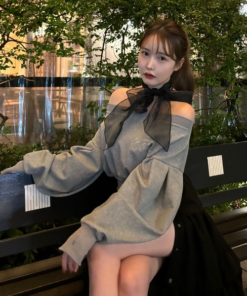 SOLA（ソラ）の「volume sleeve sweatshirts（スウェット・レディース・オフホワイト/グレー・FREE）」の2枚目の写真
