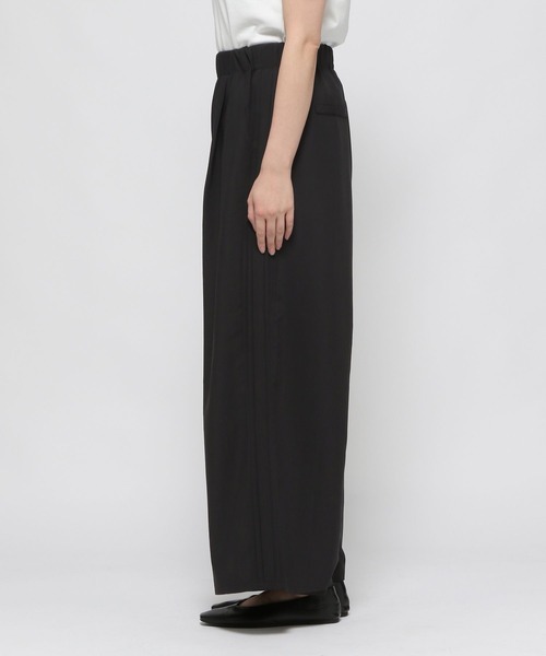 LEPSIM（レプシィム）の「サイドメニータックラインパンツ　322225（その他パンツ・レディース・ネイビー/グレイッシュベージュ/ブラック/カーキ・FREE）」の14枚目の写真