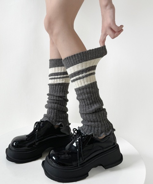 almo（アルモ）の「【LAMPOON】ラインレッグウォーマー（レッグウォーマー・レディース・グレー/ブラック/ホワイト・FREE）」の6枚目の写真