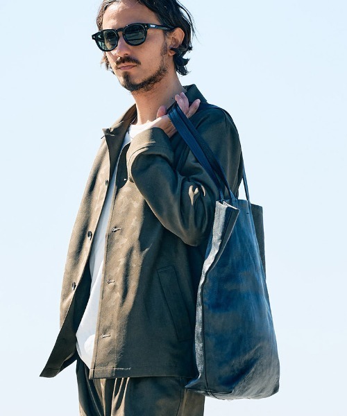 wjk（ダヴルジェイケイ）の「mko12782-KOBE LEATHER big tote bag ビッグトートバッグ（トートバッグ・メンズ・ブラック・FREE）」の14枚目の写真