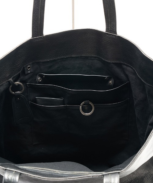 wjk（ダヴルジェイケイ）の「mko12782-KOBE LEATHER big tote bag ビッグトートバッグ（トートバッグ・メンズ・ブラック・FREE）」の4枚目の写真