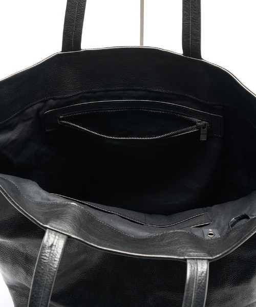 wjk（ダヴルジェイケイ）の「mko12782-KOBE LEATHER big tote bag ビッグトートバッグ（トートバッグ・メンズ・ブラック・FREE）」の3枚目の写真