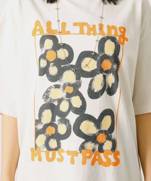 KURO(クロ)の「【KURO/クロ】ANYTHING FLOWER Tシャツ/日本製【WEB限定】(Tシャツ/カットソー・レディース・ブラック/ホワイト・フリー)」の12枚目の写真