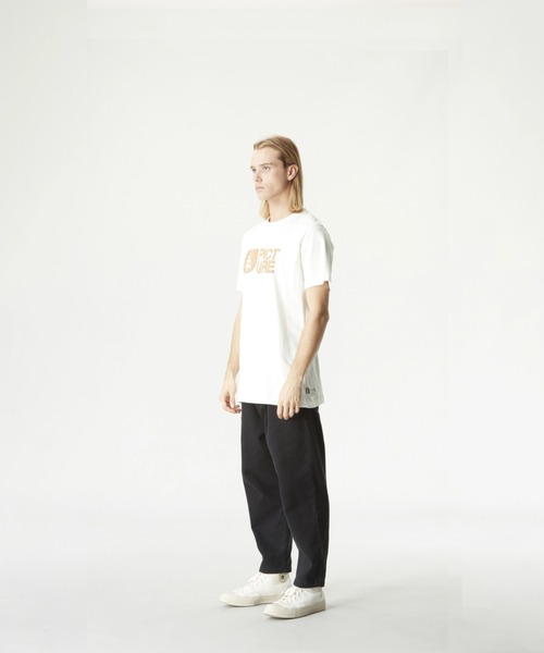 PICTURE ORGANIC CLOTHING(ピクチャーオーガニッククロージング)の「【PICTURE/ピクチャー】BASEMENT CORK TEE/半袖ロゴTシャツ(Tシャツ/カットソー・メンズ・イエロー系その他/グリーン系その他/ブラック/ホワイト・LARGE/X-LARGE/MEDIUM)」の11枚目の写真