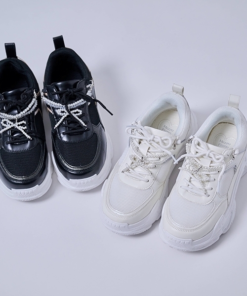 セール】パールチャームつきダッドスニーカー（スニーカー
