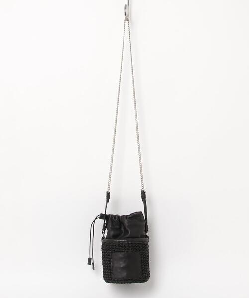 POMTATA(ポンタタ)の「POMTATA/ポンタタ/VIN MINI SHOULDER/P2838(ショルダーバッグ・レディース・ナチュラル/ブラック・F)」の2枚目の写真