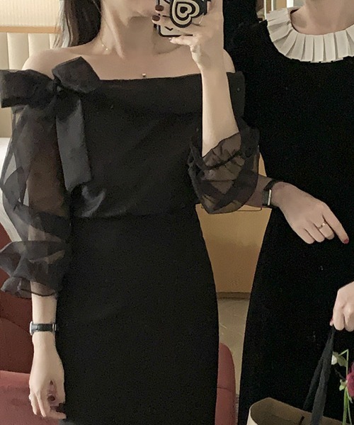 gossip!ロサンゼルス(ゴシップロサンゼルス)の「YUGA ワンショルダー ボウタイメッシュトップス(シャツ/ブラウス・レディース・ブラック/オフホワイト・FREE)」の21枚目の写真