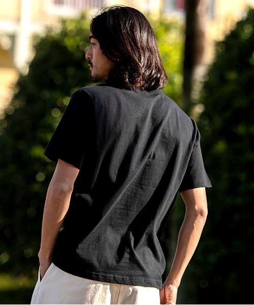 U.S. POLO ASSN.(ユーエスポロアッスン)の「『U.S. POLO ASSN/ユーエスポロアッスン』クルーネック半袖Tシャツ(Tシャツ/カットソー・メンズ・ダークブラウン/ネイビー/サーモンピンク/ブラック×ホワイト/オフホワイト/ダークグリーン/キャメル・L/M)」の12枚目の写真