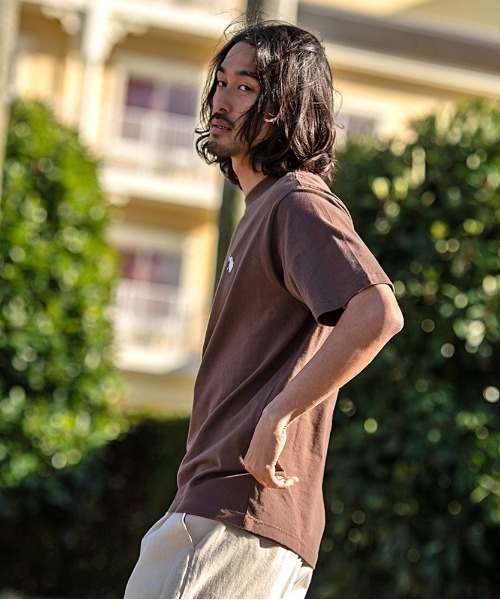 U.S. POLO ASSN.(ユーエスポロアッスン)の「『U.S. POLO ASSN/ユーエスポロアッスン』クルーネック半袖Tシャツ(Tシャツ/カットソー・メンズ・ダークブラウン/ネイビー/サーモンピンク/ブラック×ホワイト/オフホワイト/ダークグリーン/キャメル・L/M)」の14枚目の写真