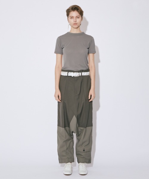 beautiful people(ビューティフルピープル)の「double-end light wool tropical pants(その他パンツ・レディース・カーキ/ブラック・38)」の4枚目の写真