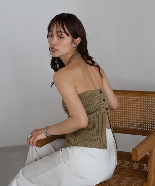 back open halterneck knit tank top / バックオープン