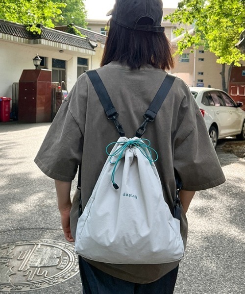 SHEPP(シープ)の「【2WAY】ワンポイントロゴ ナイロン ナップサック / ボディバッグ(バックパック/リュック・レディース・グレー/ピンク・F)」の13枚目の写真