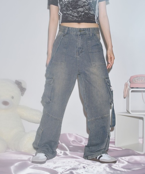 MSGirl(エムエスジーガール)の「ルーズシルエットカーゴデニムパンツ(デニムパンツ・レディース・ブルー・S/M/L)」の16枚目の写真