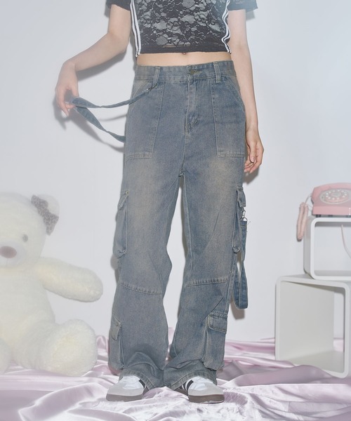 MSGirl(エムエスジーガール)の「ルーズシルエットカーゴデニムパンツ(デニムパンツ・レディース・ブルー・S/M/L)」の17枚目の写真