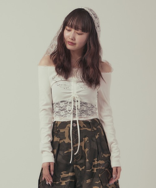 AO2(アオズ)の「Off ShoulderLace Hoodie Tops/フード付きレースオフショルトップス(Tシャツ/カットソー・レディース・ホワイト・FREE)」の1枚目の写真