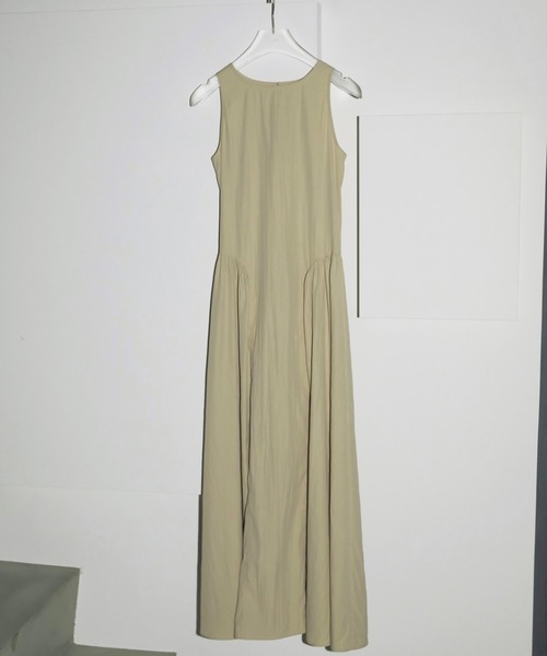 anuke（アンヌーク）の「Backopen Gather Onepiece（ワンピース・レディース・ブラック/クリーム・36inch/38inch）」の12枚目の写真