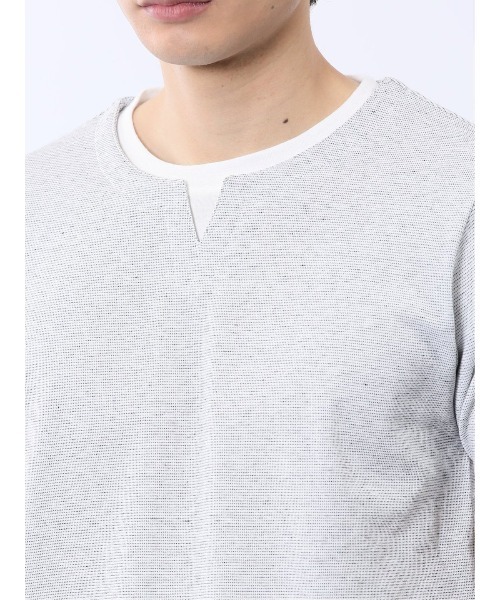TAKA-Q（タカキュー）の「【ストレッチ 吸水速乾】タカキュー メランジポンチ キーネック 半袖 Tシャツ（Tシャツ/カットソー・メンズ・ライトグレー/ネイビー・MEDIUM/LARGE/X-LARGE）」の10枚目の写真