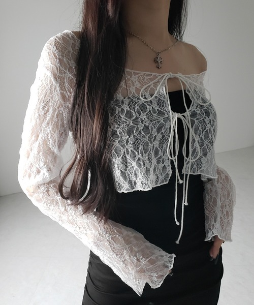 me+em select(ミームセレクト)の「【 2color 】ダブルストラップリボンショートレースカーディガン /double strap ribbon short lace cardigan(カーディガン/ボレロ・レディース・ブラック/ホワイト・FREE)」の9枚目の写真