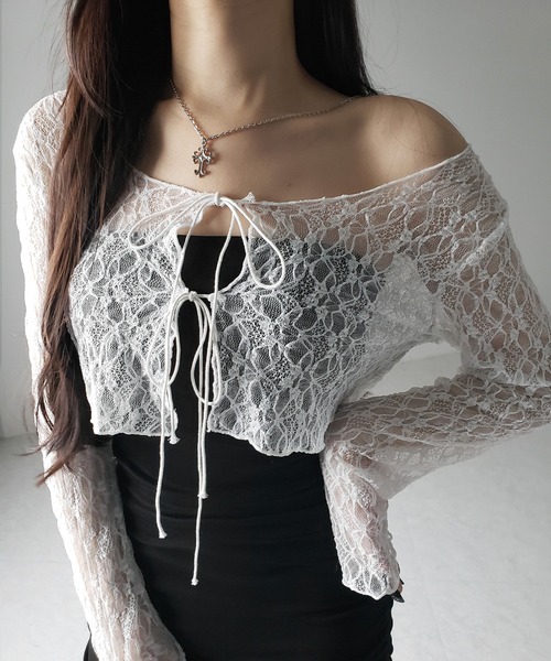 me+em select(ミームセレクト)の「【 2color 】ダブルストラップリボンショートレースカーディガン /double strap ribbon short lace cardigan(カーディガン/ボレロ・レディース・ブラック/ホワイト・FREE)」の8枚目の写真