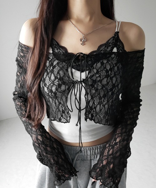 me+em select(ミームセレクト)の「【 2color 】ダブルストラップリボンショートレースカーディガン /double strap ribbon short lace cardigan(カーディガン/ボレロ・レディース・ブラック/ホワイト・FREE)」の3枚目の写真