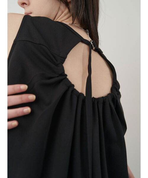 ELENDEEK（エレンディーク）の「ラインカットソーワンピース（ワンピース・レディース・ブラック/レッド・01/02）」の17枚目の写真