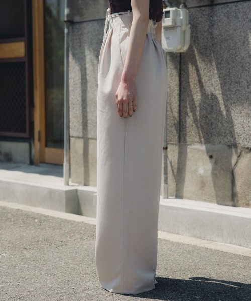 slattgir（スラットジール）の「高身長　リボン付ハイウエストタックワイドパンツ（トールサイズ）Essenave（その他パンツ・レディース・モカ/アイボリー・T3L/TLL/TM/TL）」の21枚目の写真