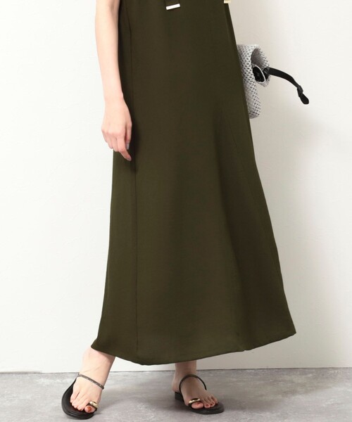 MICO COULIER(ミコクリエ)の「シャーリングストラップキャミワンピース(ワンピース・レディース・オリーブ/ブラック・38)」の10枚目の写真