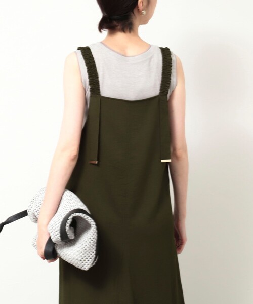 MICO COULIER(ミコクリエ)の「シャーリングストラップキャミワンピース(ワンピース・レディース・オリーブ/ブラック・38)」の7枚目の写真