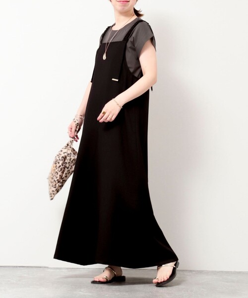 MICO COULIER(ミコクリエ)の「シャーリングストラップキャミワンピース(ワンピース・レディース・オリーブ/ブラック・38)」の12枚目の写真